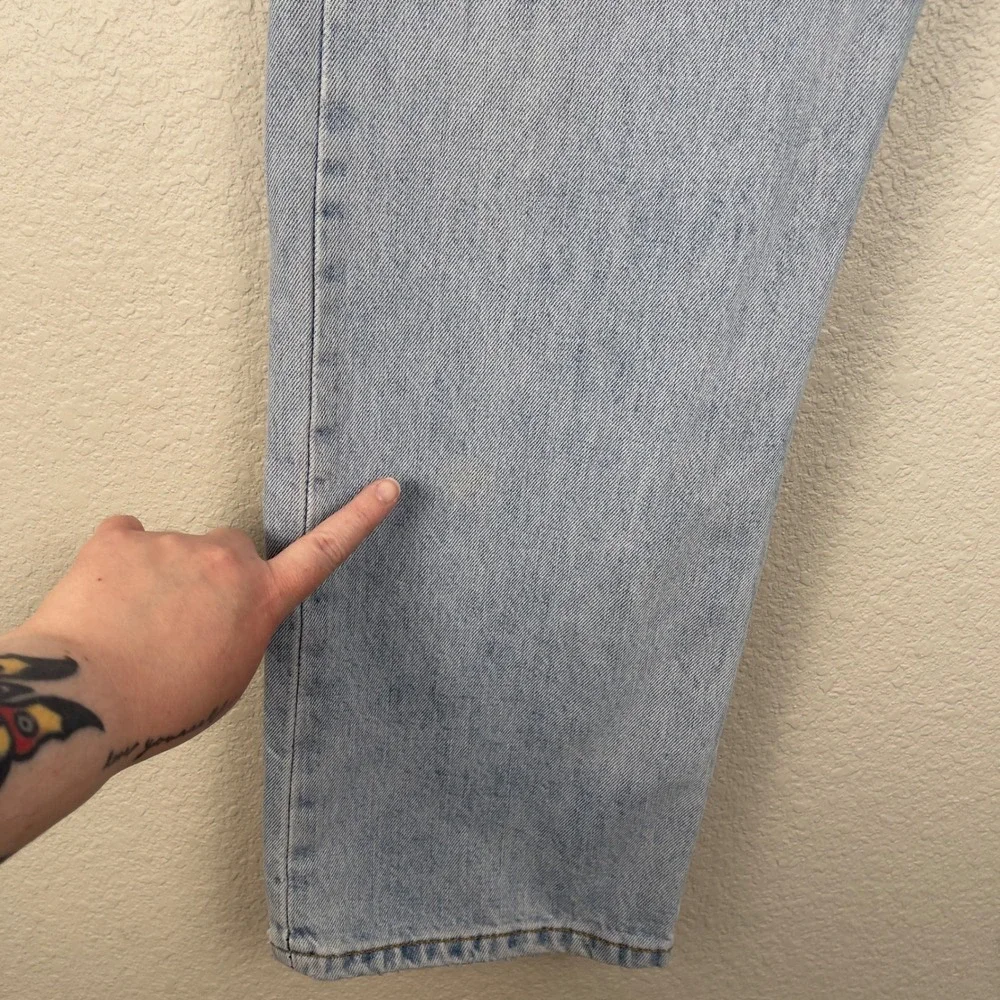 Vintage Y2K Levi's 501xx Light Wash Blue Denim Straight Jeans 36x30 (34x28) 2004